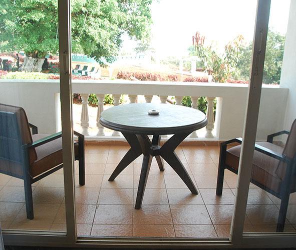 Presidency Highland Resort Koynanagar Ngoại thất bức ảnh