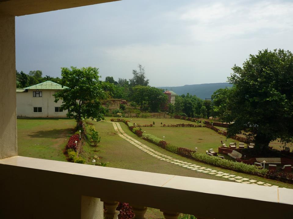 Presidency Highland Resort Koynanagar Ngoại thất bức ảnh