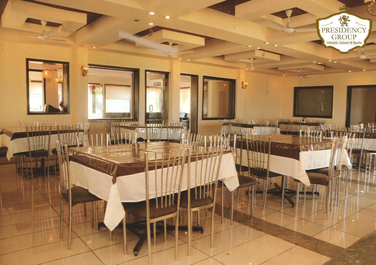 Presidency Highland Resort Koynanagar Ngoại thất bức ảnh